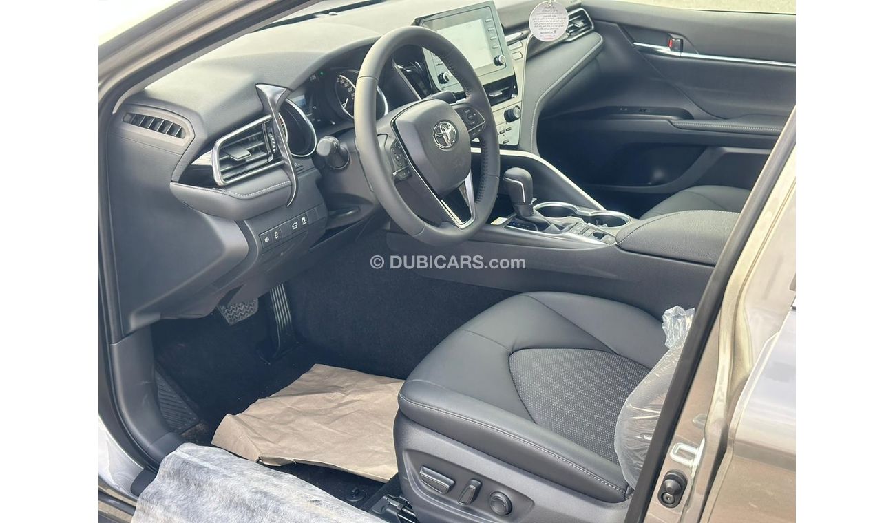 Toyota Camry TOYOTA CAMRY SE GRAY INTERIOR BLACK