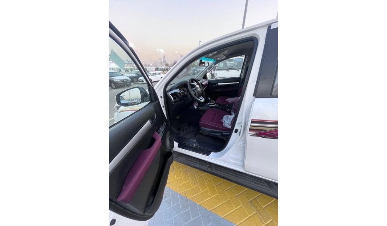 تويوتا هيلوكس 2.7L A/T GAS 4WD OMANI KEY START