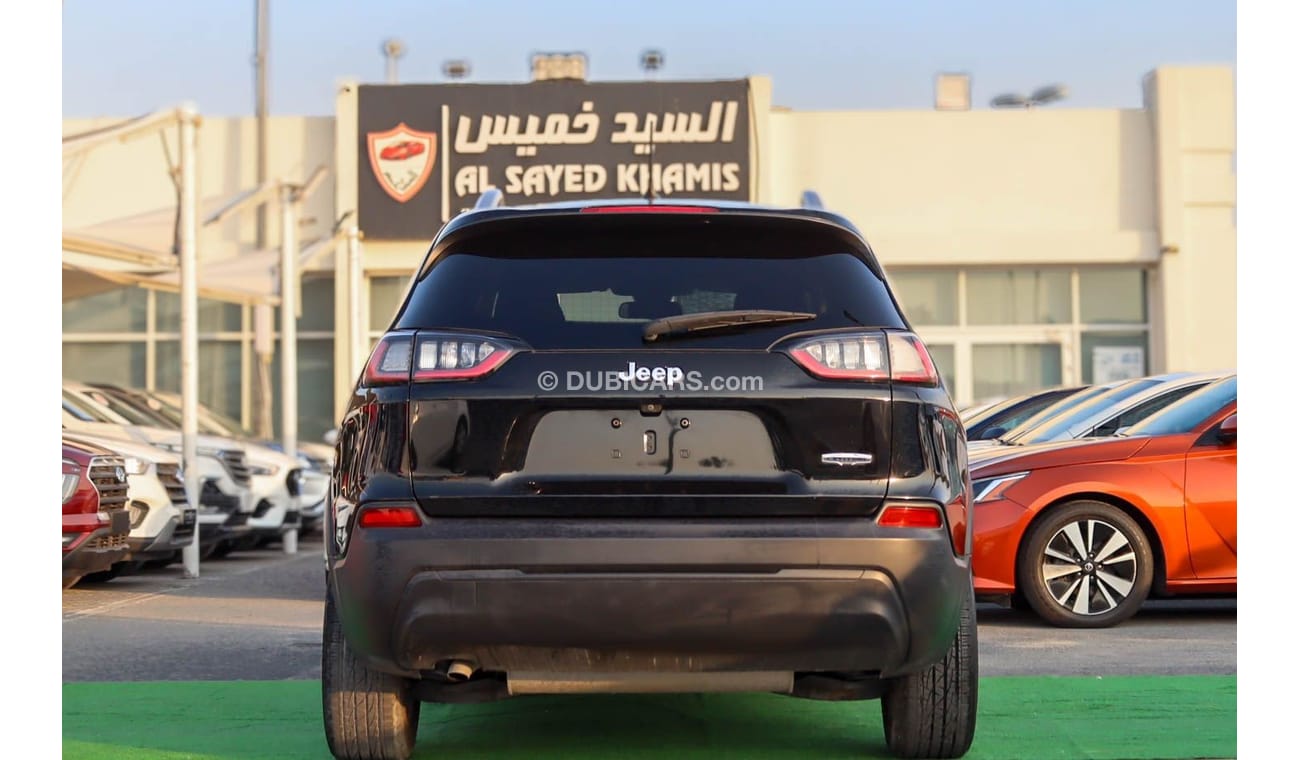 جيب شيروكي S Limited 2.4L jeep Cherokee 2019 American in excellent condition