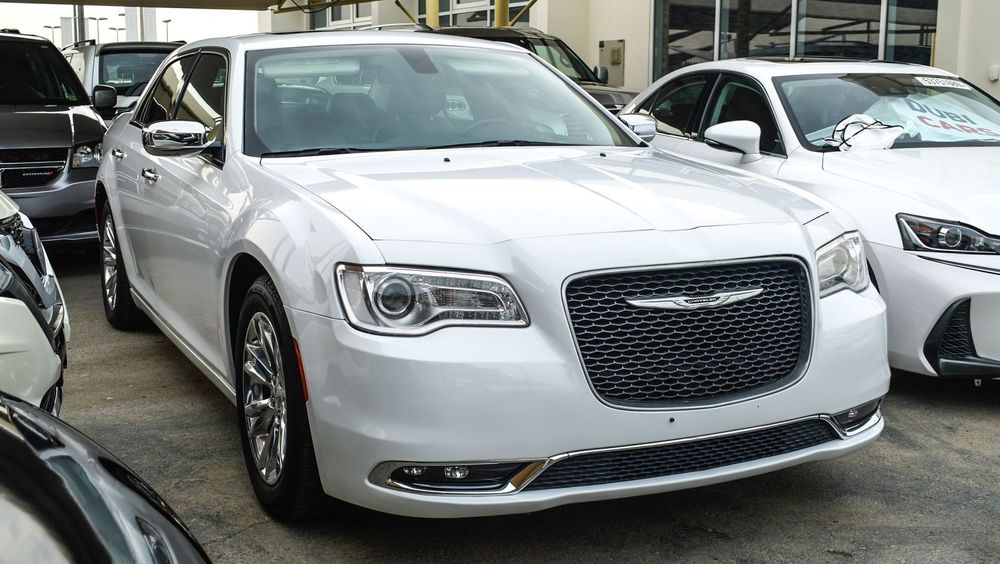 Chrysler 300 For Sale Aed 45 000 White 16