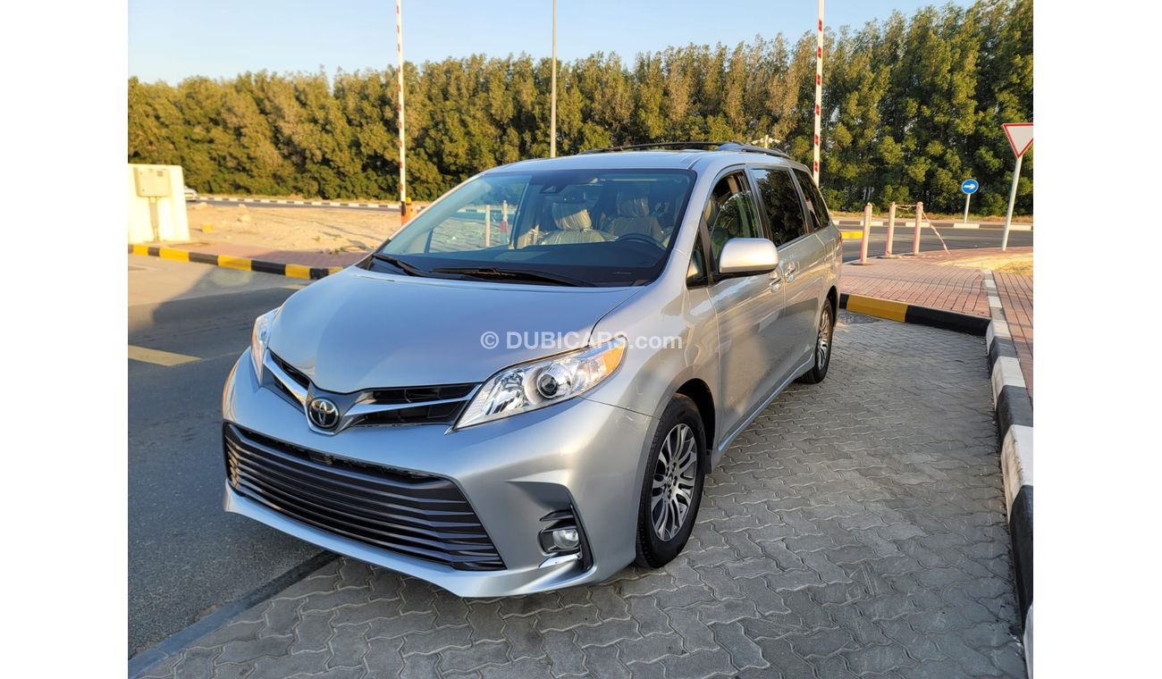 Toyota Sienna XLE Full option