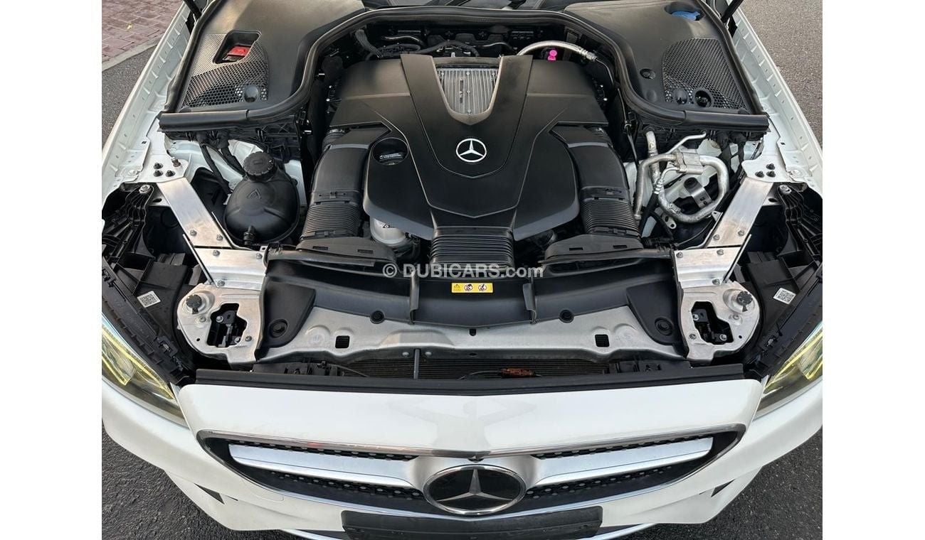 مرسيدس بنز E 400 AMG Mercedes E 400_GCC_2017_Excellent Condition _Full option