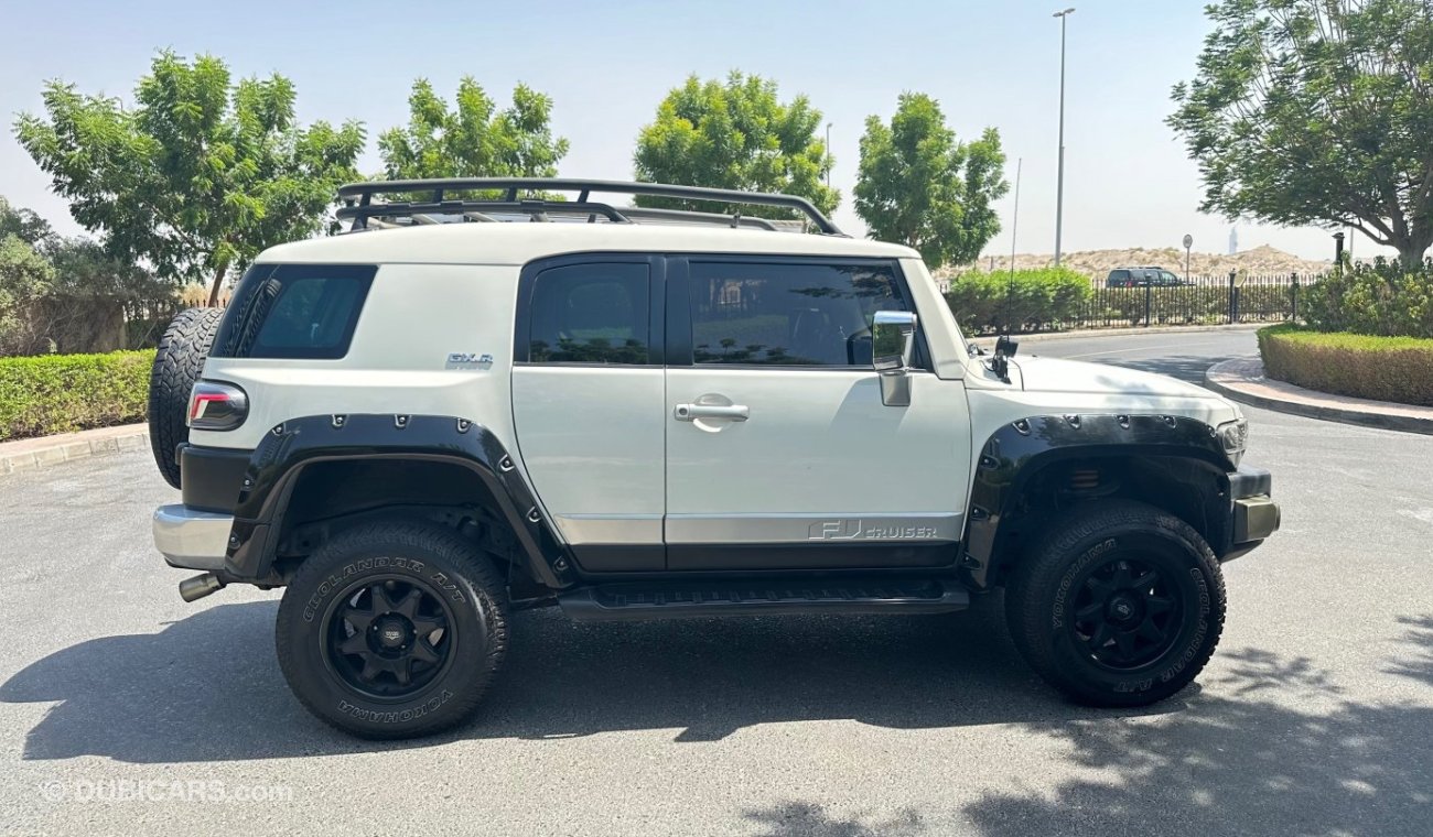 Toyota FJ Cruiser GXR 4.0L A/T