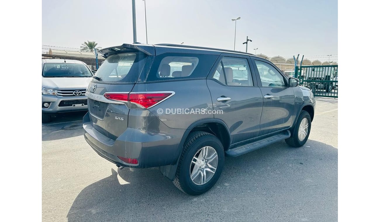 Toyota Fortuner TOYOTA FORTUNER 2.7 AT GREY FULL OPTION 2023