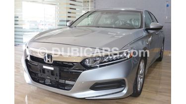 هوندا أكورد Honda Accord 2018 Lx للبيع 52 000 درهم رصاصي فضي 2018