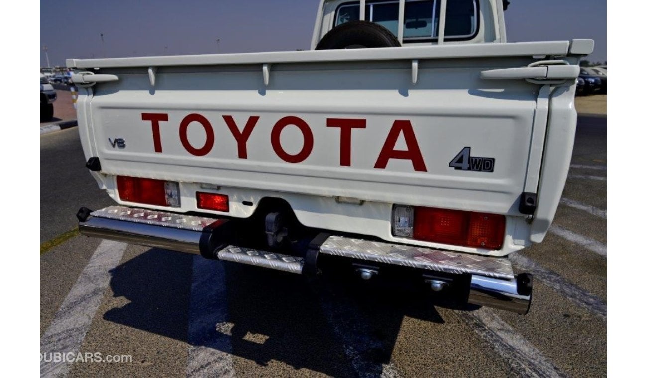 Toyota Land Cruiser Pick Up 2024 TOYOTA LAND CRUISER 79 SINGLE CAB LX V8 4.5L DIESEL 4WD MANUAL TRANSMISSION