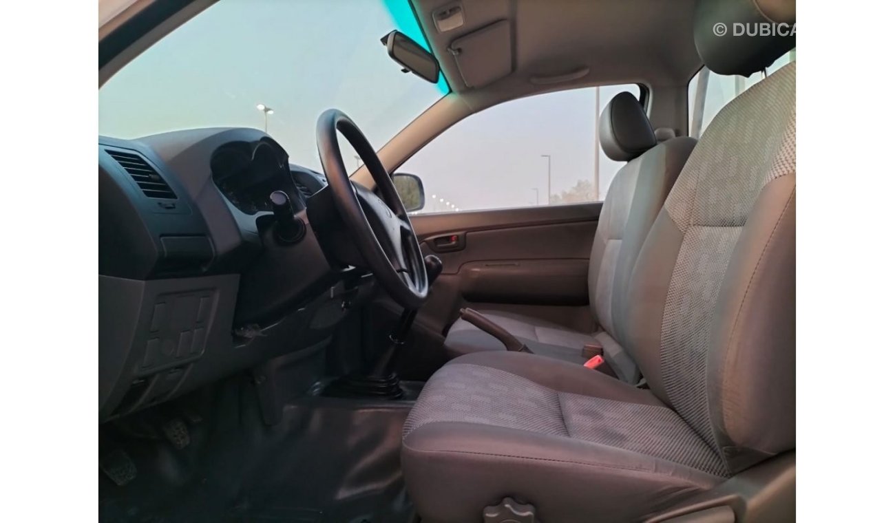 تويوتا هيلوكس Toyota Hilux Single Cabin 4x2 2015 Ref# 455