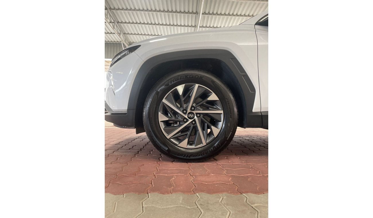 Hyundai Tucson Premium KOREA SPECS E