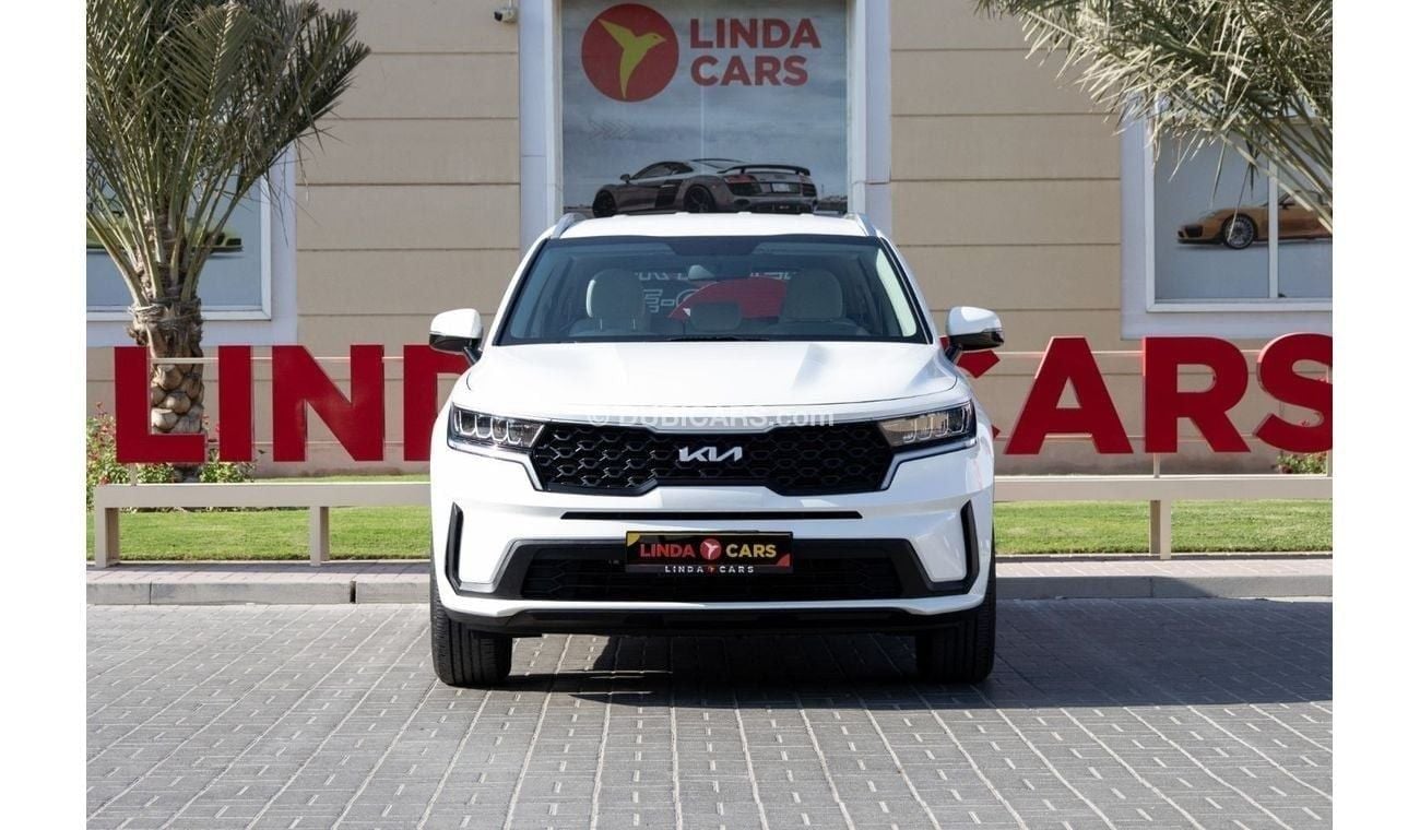 كيا سورينتو Base 2.4L FWD Kia Sorento 2023 GCC under Agency Warranty with Flexible Down-Payment.