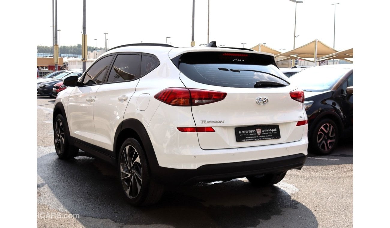 Hyundai Tucson GL ACCIDENTS FREE - GCC - PERFECT CONDITION - ORIGINAL PAINT - ENGINE 1600 CC