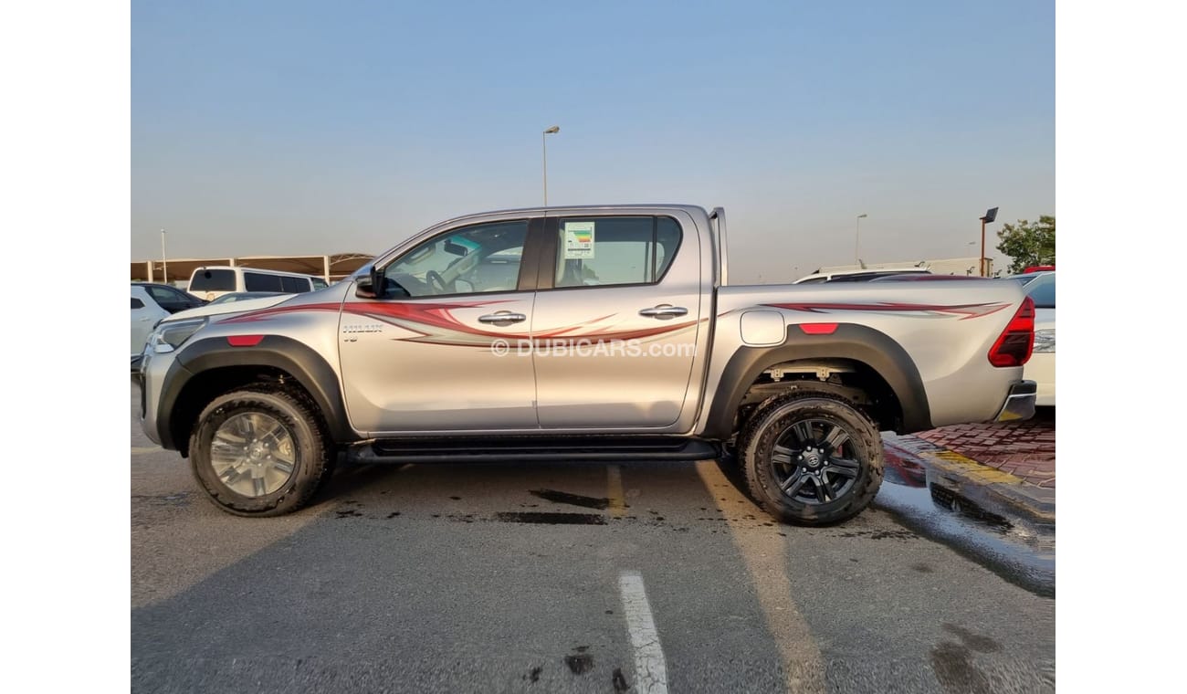 تويوتا هيلوكس HILUX SR5 4.0 V6 SILVER