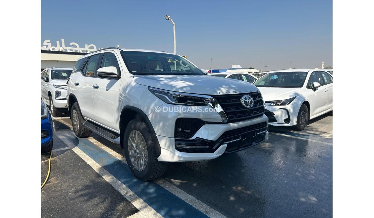 تويوتا فورتونر 2025 TOYOTA FORTUNER VXR V6 4.0L PETROL 7-SEATER AUTOMATIC