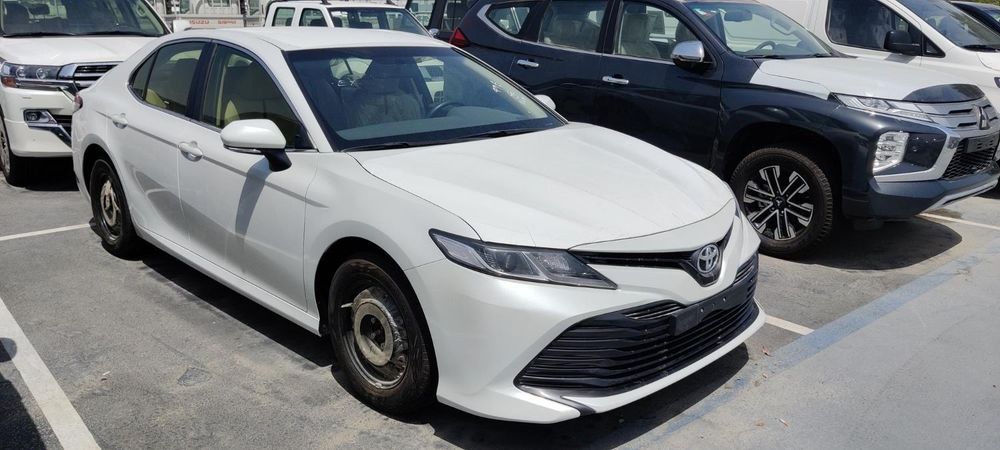 Toyota Camry 2020 Toyota Camry Le 2 5l Petrol Auto White W Beige For Sale White 2020