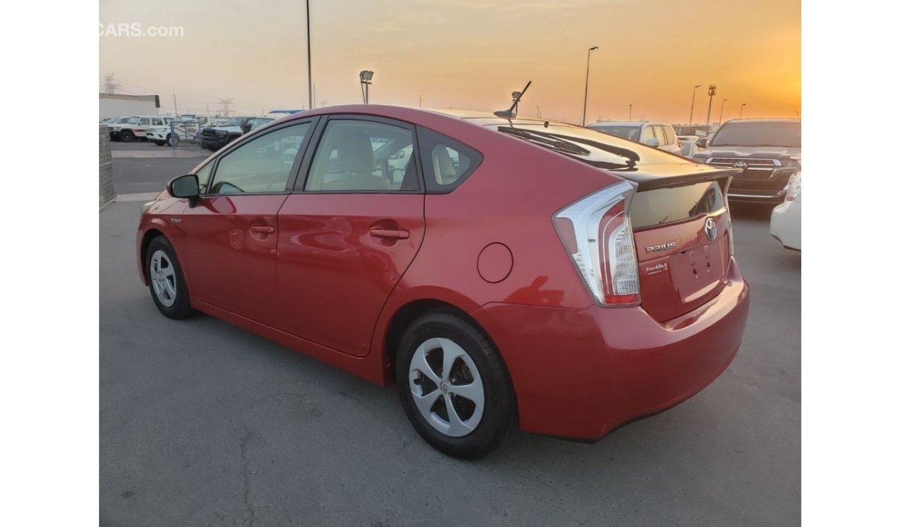 Toyota Prius 1.8L hybrid  2014