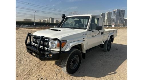 Toyota Land Cruiser Pick Up