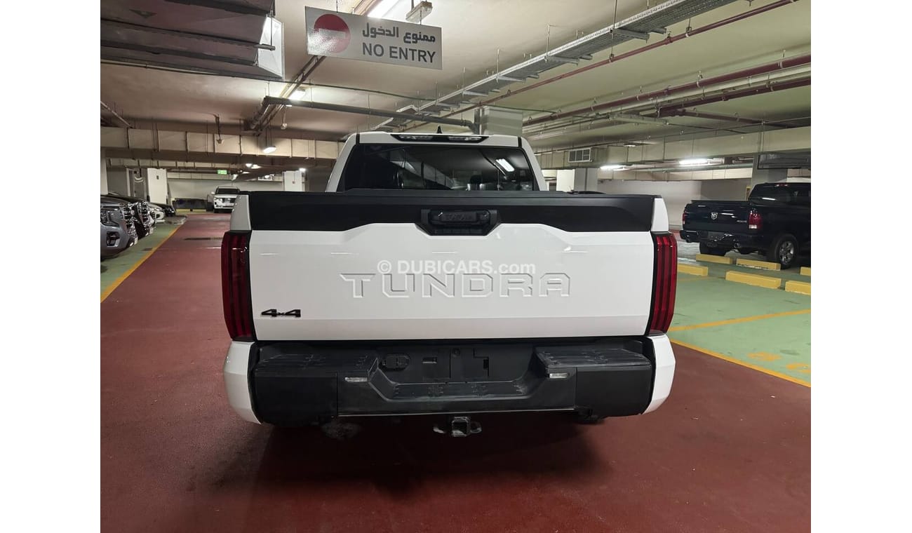 Toyota Tundra CREWMAX SR