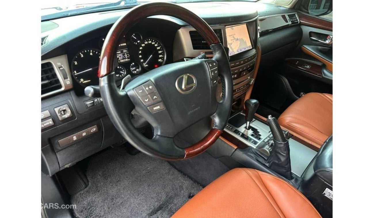 Lexus LX570 Platinum لكزس LX570 s خليجية 2013