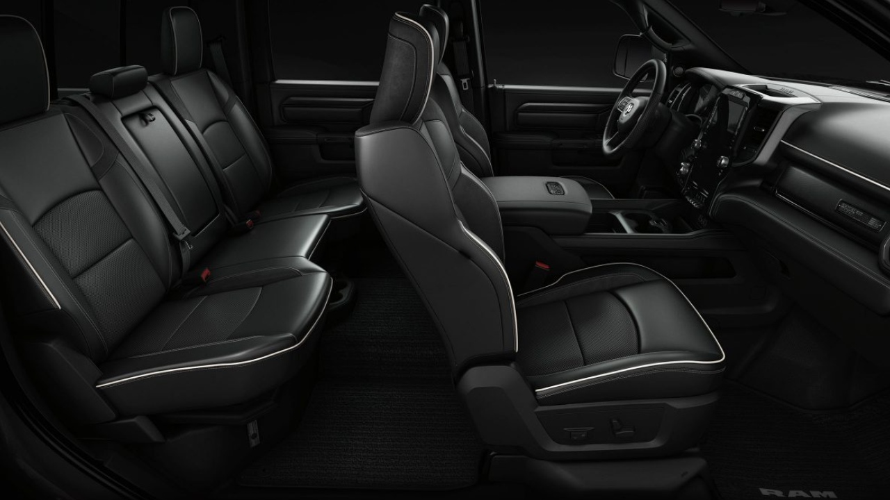 RAM 2500 interior - Seats