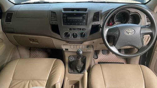 Toyota Hilux Vigo Double Cabin