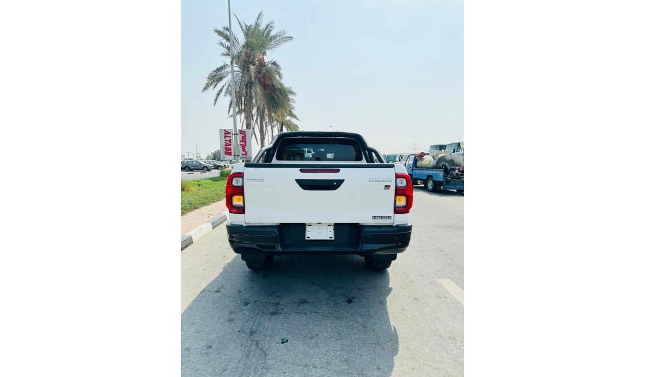 تويوتا هيلوكس TOYOTA HILUX GR SPORTS 2.4CC ديزل (اليد اليمنى) اليابان