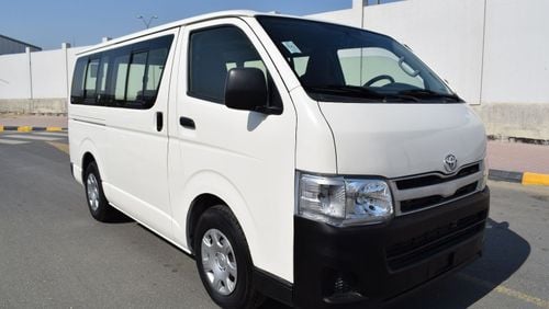 Toyota Hiace Toyota Hiace Bus 13 seater, model:2012. Excellent condition