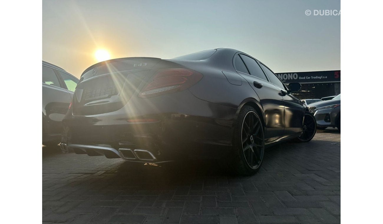 مرسيدس بنز E 43 AMG Std