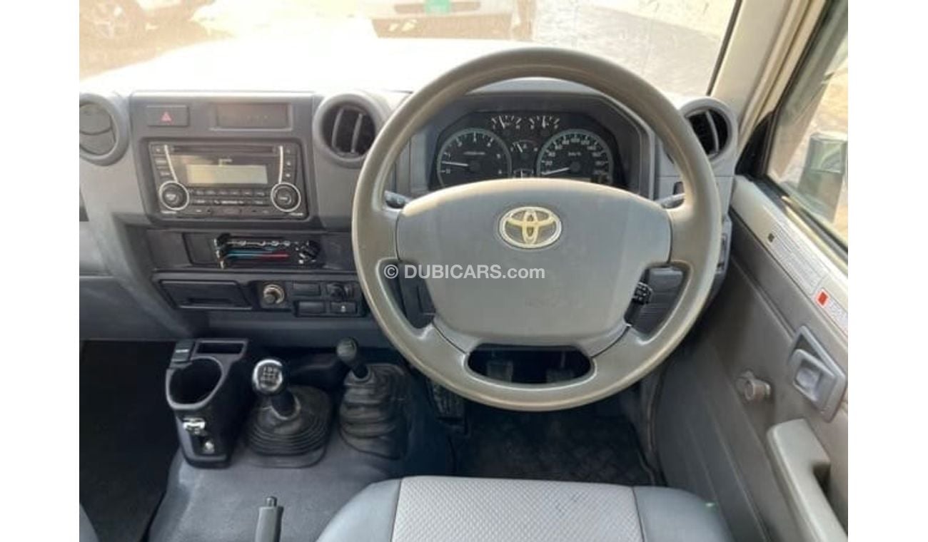 Toyota Land Cruiser Pick-Up 2018 RHD Diesel Engine Single Cabin Full Option Very Clean and Perfect Condition