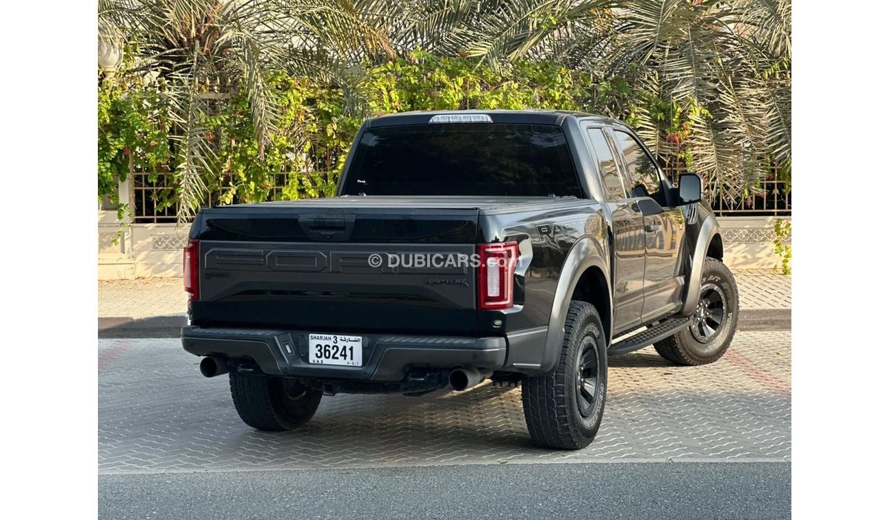 فورد F 150 SVT رابتر