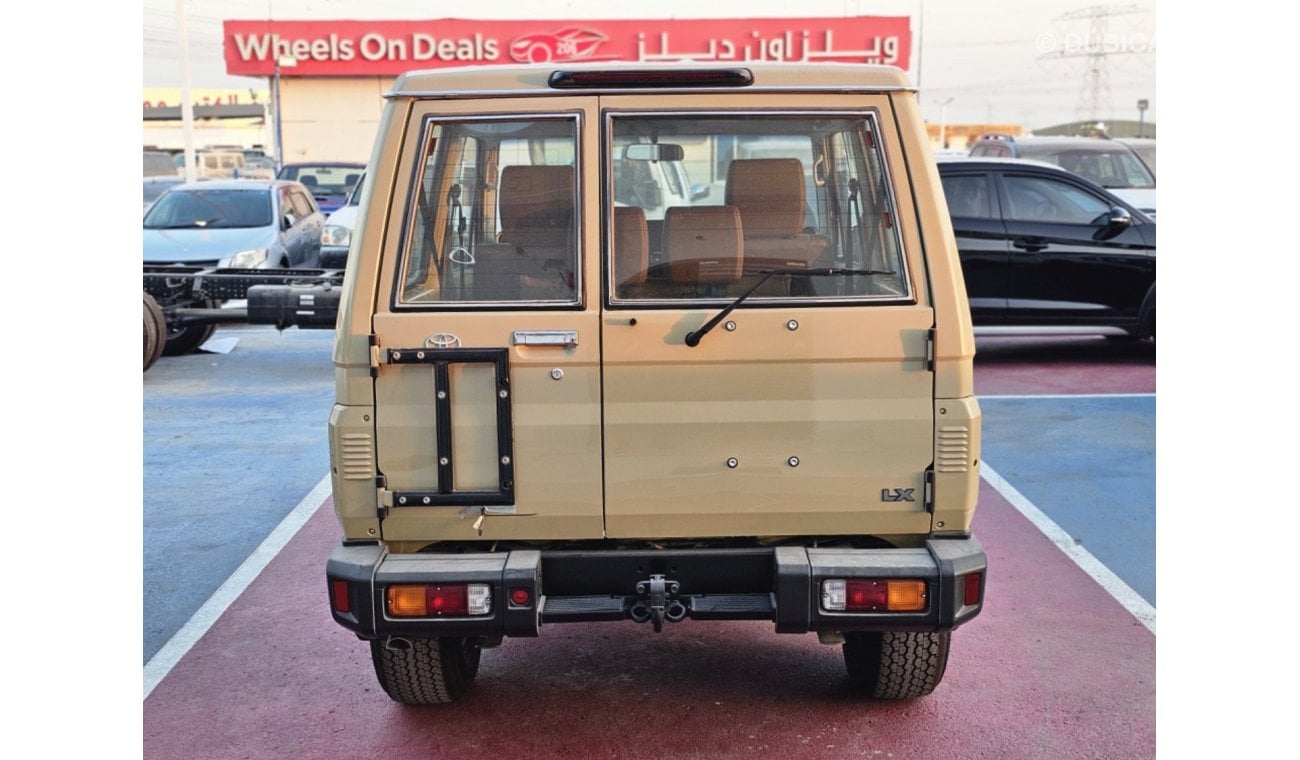 Toyota Land Cruiser Hard Top 2024 TOYOTA LAND CRUISER HARDTOP 71SERIES 2.8L DIESEL A/T CAPSULE WITH DVD+CAMERA, DIFF LOCK, WINCH 