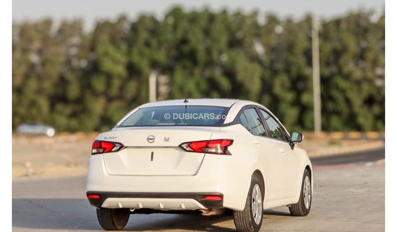 نيسان صني S 1.6L Nissan sunny 1.6L 2020 GCC accident free in excellent condition 660P.M