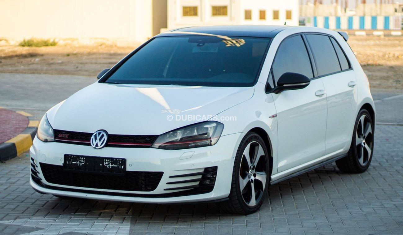 Volkswagen Golf GTI