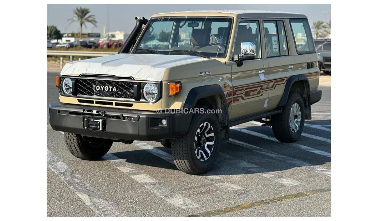 تويوتا لاند كروزر هارد توب 2024 TOYOTA LAND CRUISER 76 HARDTOP LX LIMITED V6 4.0L PETROL 4WD MANUAL TRANSMISSION