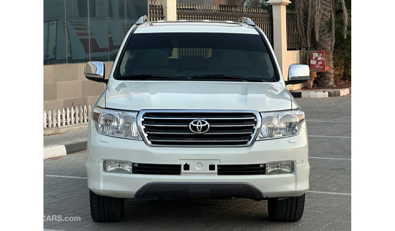 Toyota Land Cruiser VXR V8