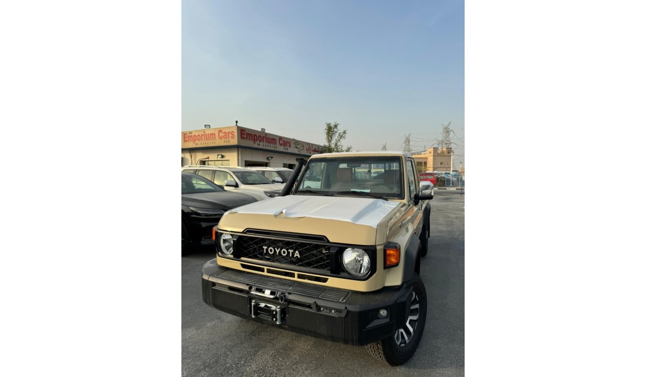 تويوتا لاند كروزر بيك آب 2024 TOYOTA LAND CRUISER PICK UP 2.8L GDJ79 4WD