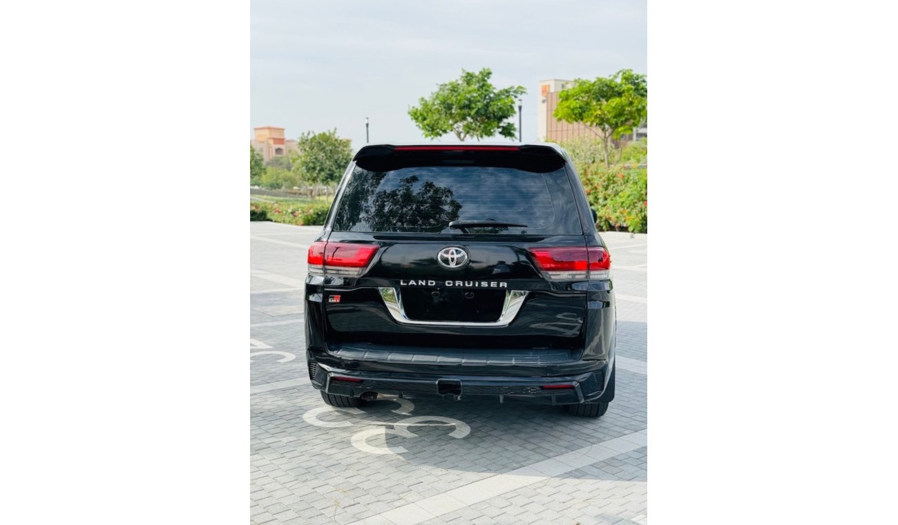 تويوتا لاند كروزر Toyota Land Cruiser GXR 2014 facelift to 2023 GR sport