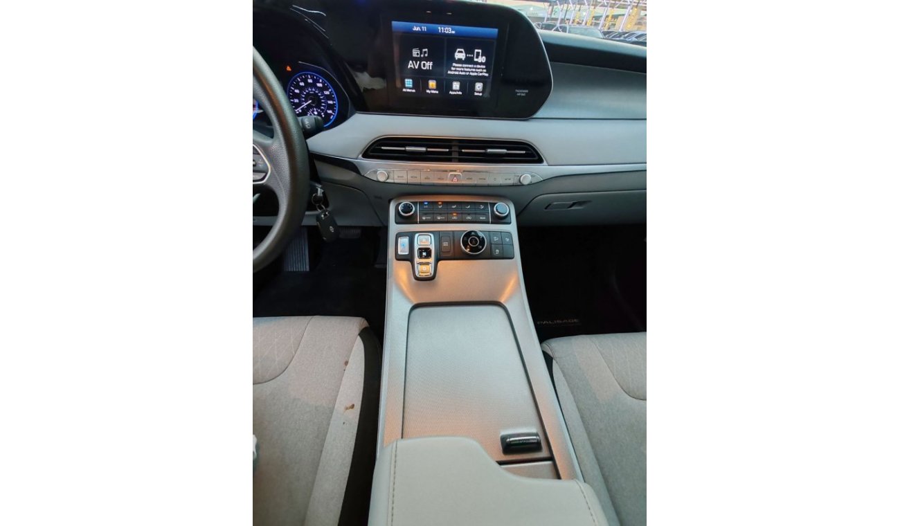 Hyundai Palisade GDi Hello car has a one year mechanical warranty included and bank finance