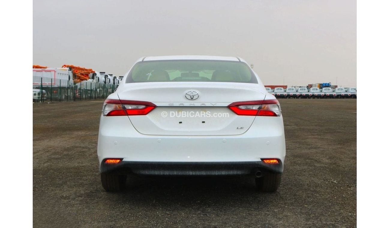 تويوتا كامري Toyota Camry LE 2.5L Sedan FWD 8 Speed A/T Petrol