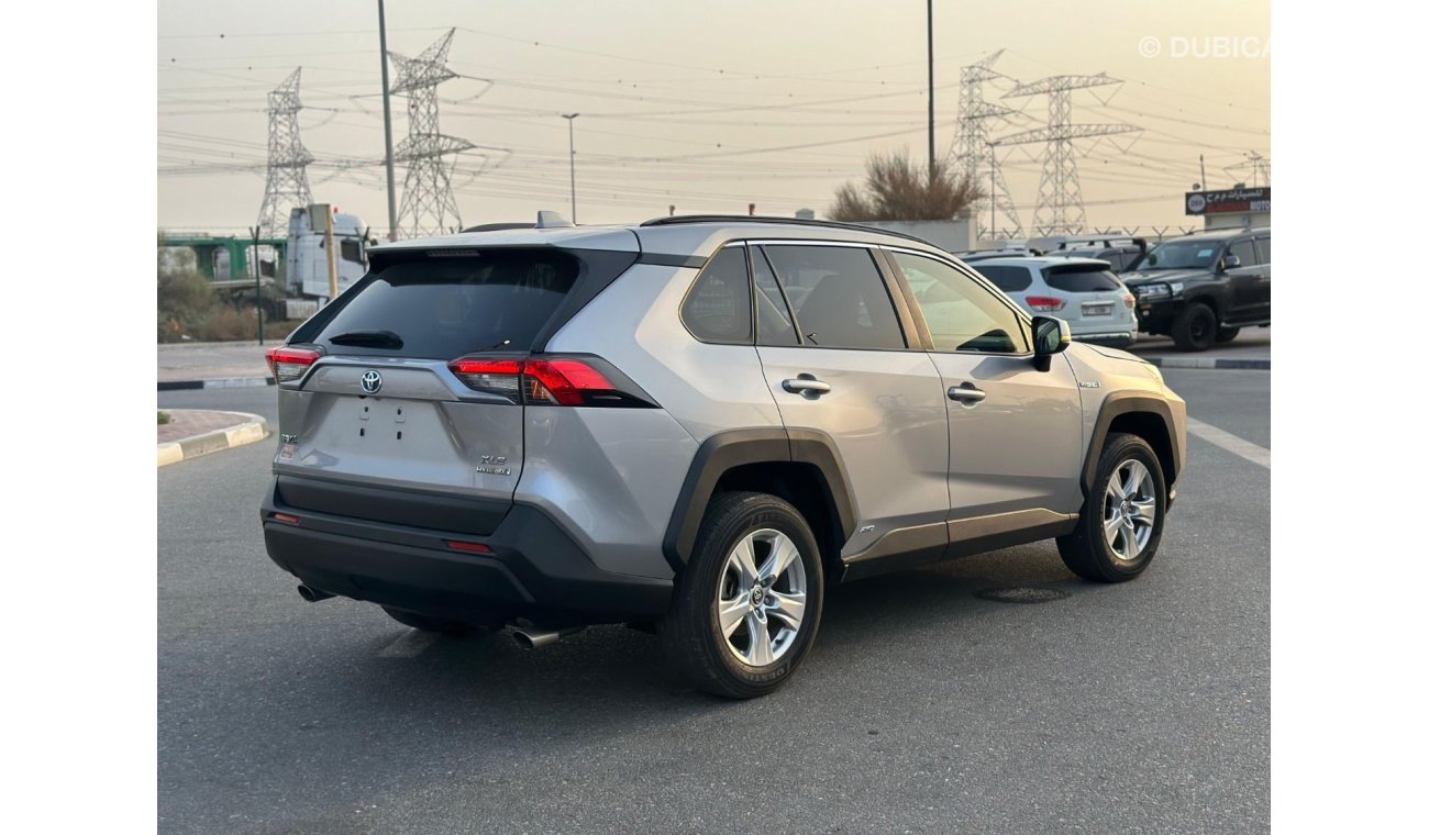 Toyota RAV4 Hybrid Toyota Rav4 2021 XLE