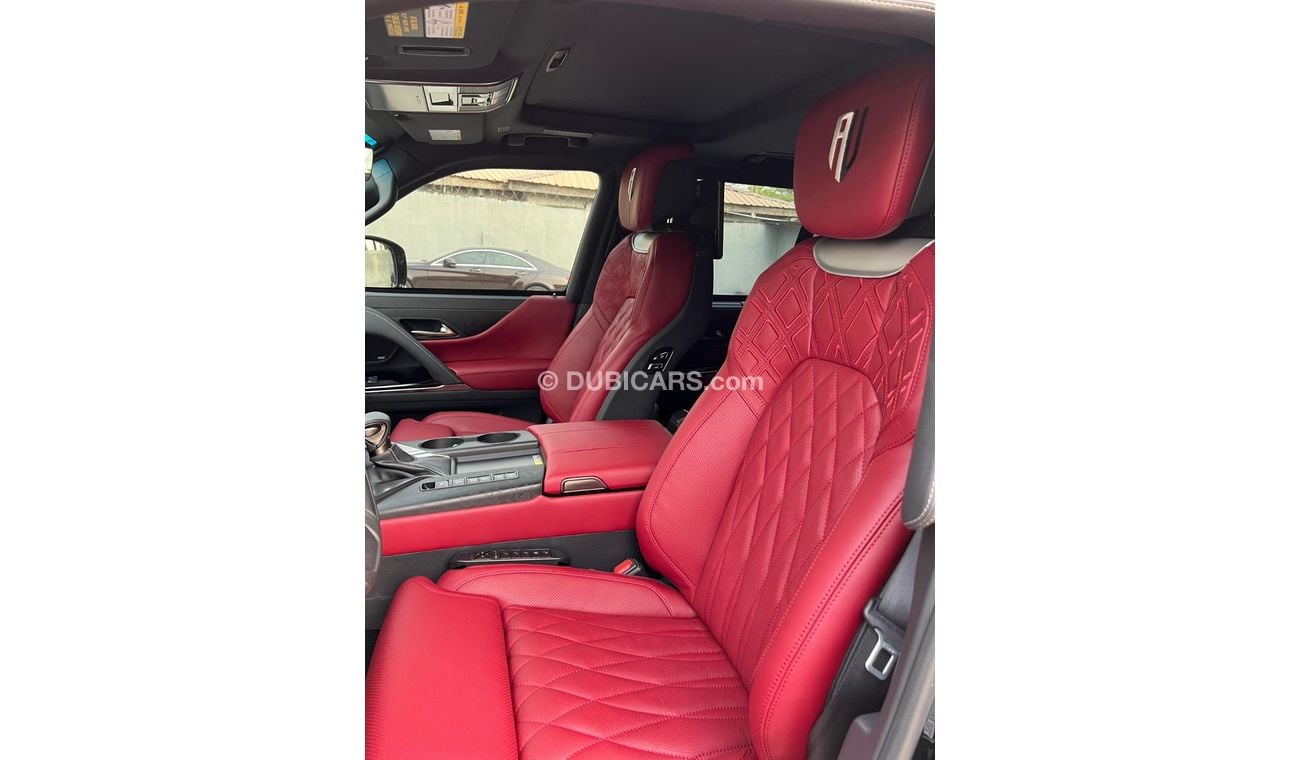 لكزس LX 600 Signature 3.5L  PETROL A/T WITH MBS AUTOBIOGRAPHY VIP SEATS