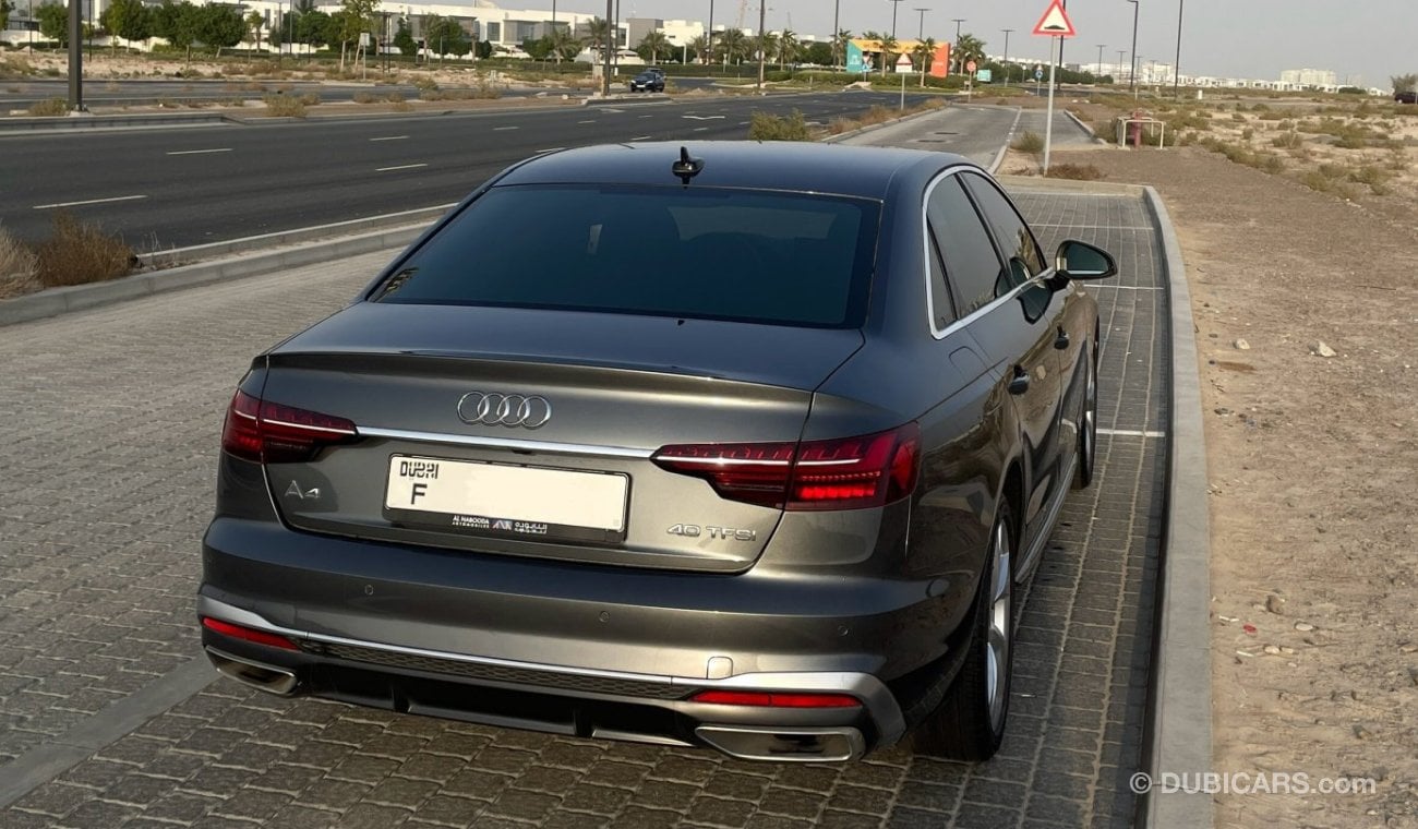 أودي A4 45 TFSI S Line 2.0L