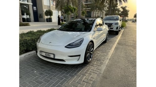 Tesla Model 3 Performance TESLA MODEL 3 PERFOMANCE GCC specs 500km full