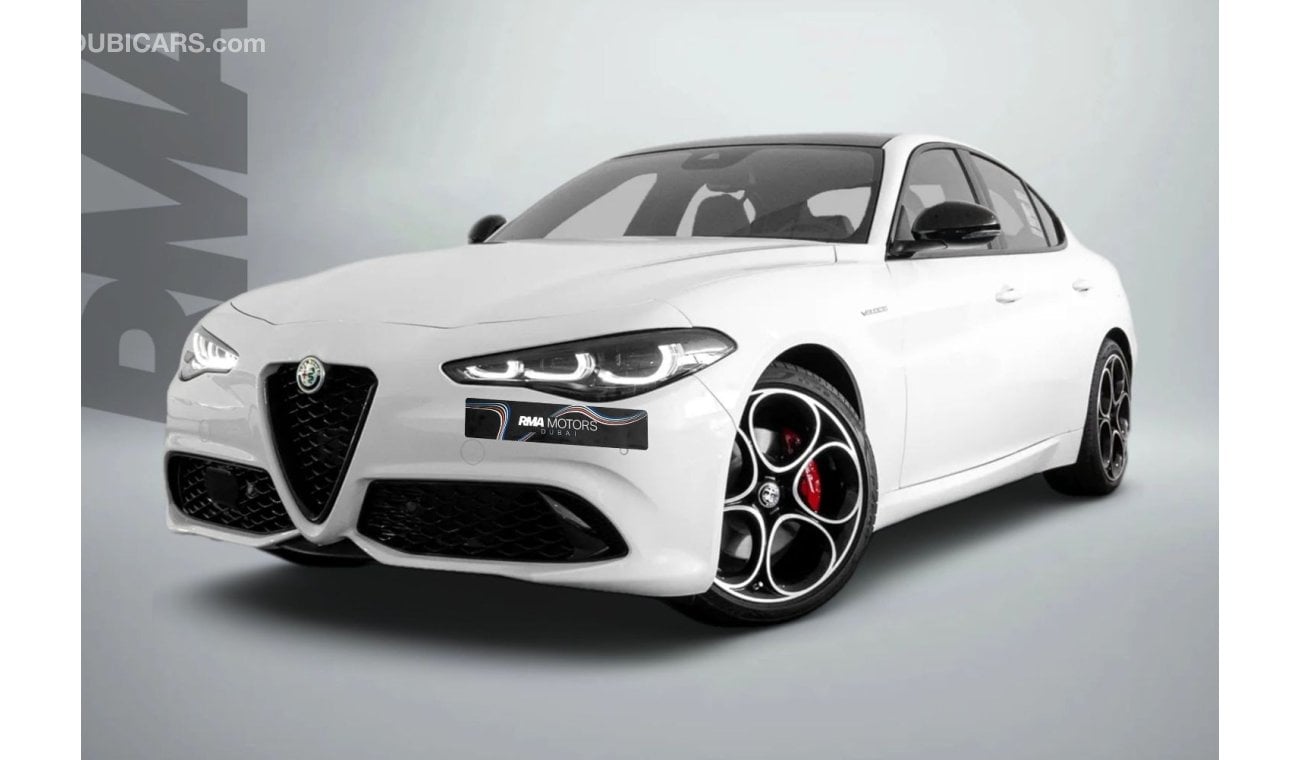 Alfa Romeo Giulia Q2 / 7 Year Alfa Romeo Warranty & 5 Year Service Contract / Delivery Kms