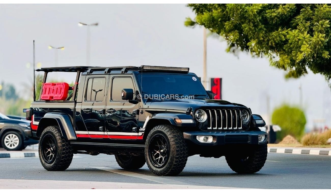 Jeep Gladiator PREMIUM CAMPING ACCESSORIES INSTALLED | ROOF MOUNTED LED LIGHTS | 3.6L PETROL | RHD | 2020 | 4 X 4 |