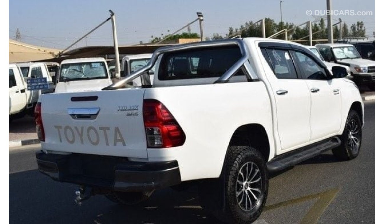 تويوتا هيلوكس TOYOTA HILUX DOUBLE CABIN SR5 D4D