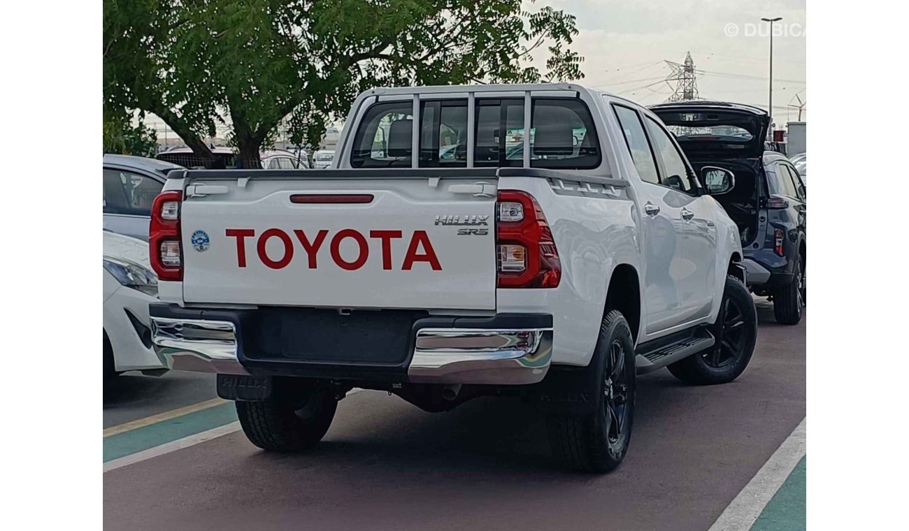 Toyota Hilux Wide Body, 2.4L Diesel, 4X4, M/T, Power lock / Windows / SPECIAL PROMOTION (CODE # HDDWMM2)