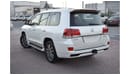 Toyota Land Cruiser VXR VXR VXR 2017 | TOYOTA LAND CRUISER VXR | V8 5.7L | GCC | FULL-SERVICE HISTORY FROM AGENCY | VERY