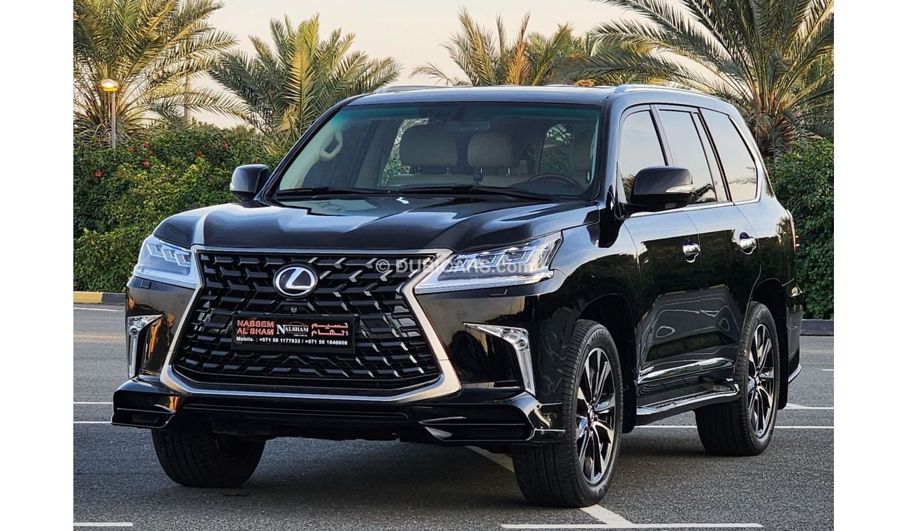 Lexus LX570 facelifted