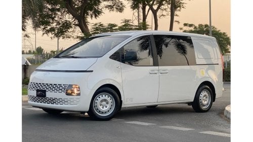 Hyundai Staria Van LOW MILAGE