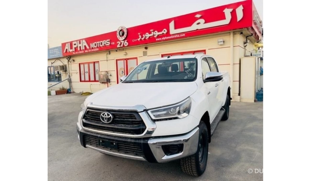 تويوتا هيلوكس Toyota Hilux 4x4 Double cabin 2.4L Diesel Mid Option Manual Transmission (2022 model)