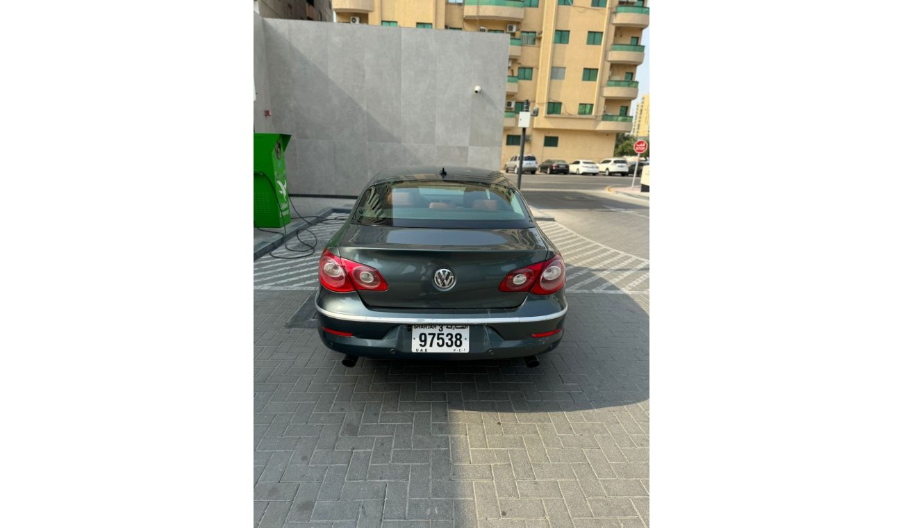 Volkswagen Passat CC Volkswagen Passat CC, Gulf, full specifications, in excellent condition